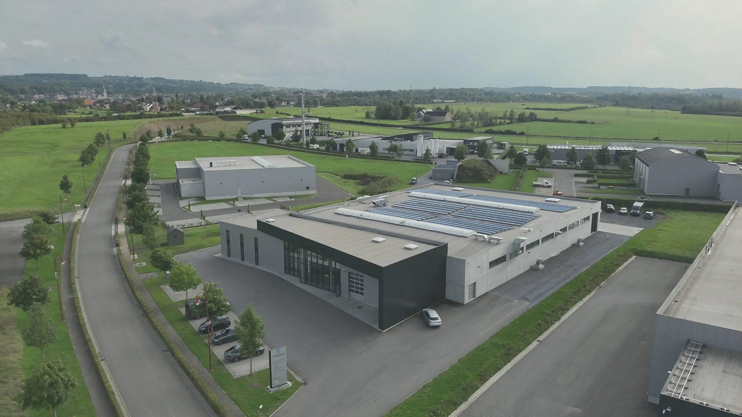 Dois-je nettoyer et entretenir mes panneaux ?